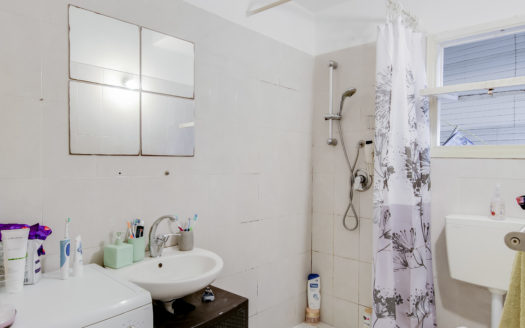 בזל פינת אשתורי הפרחי, ת״א – נמכר!