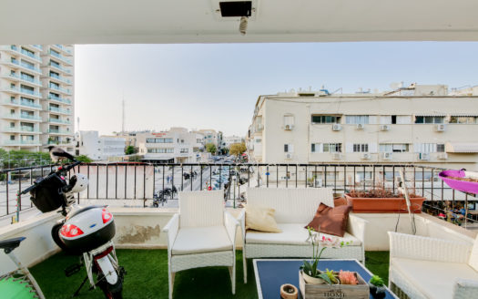 בזל פינת אשתורי הפרחי, ת״א – נמכר!