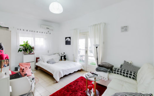 בזל פינת אשתורי הפרחי, ת״א – נמכר!