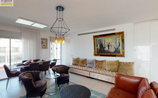 חנה רובינא, הרצליה – נמכר!