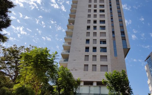 דירת יוקרה – מגדל בארי נהרדעא – נמכר!