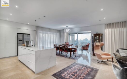 דירת יוקרה נדירה במגדל רמז!