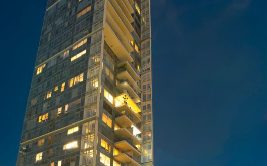 דירת יוקרה נדירה במגדל רמז!